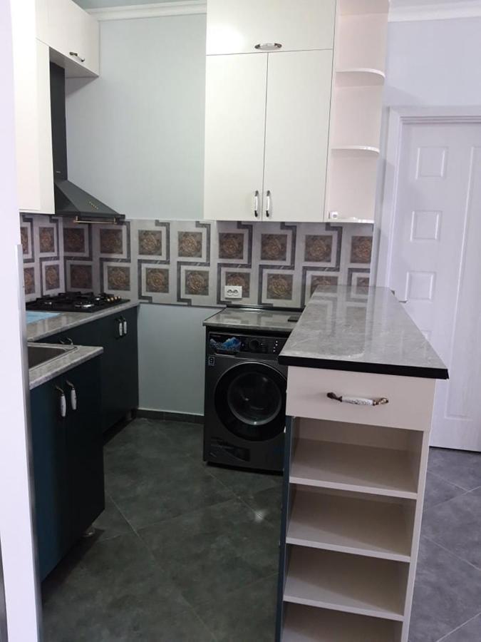 Квартира В Батуми / Apartments In Batumi Bagian luar foto